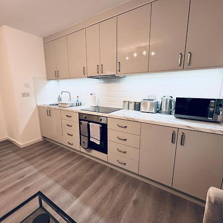 Modern Smart 2 Bedroom Apartment Central Манчестер Экстерьер фото