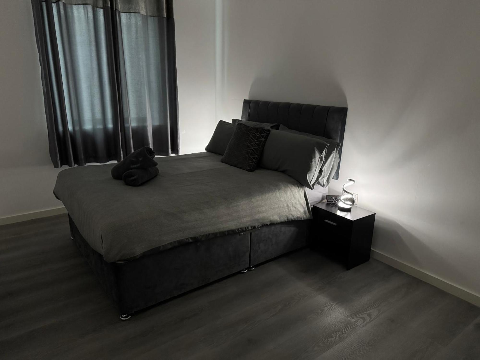 Modern Smart 2 Bedroom Apartment Central Манчестер Экстерьер фото